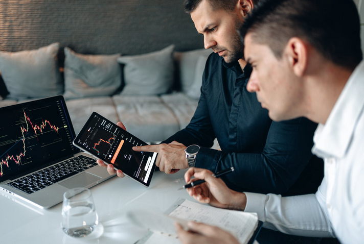 Align SEO With Business Goals and Define KPIs
